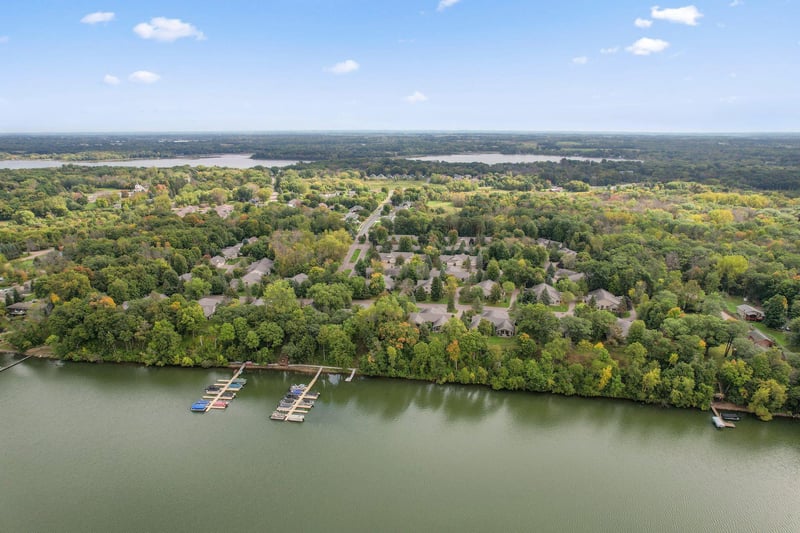 10791 Woodland Dr, Chisago City, MN 55013