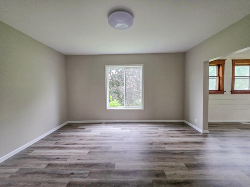 118 4th Ave SE, Elbow Lake, MN 56531