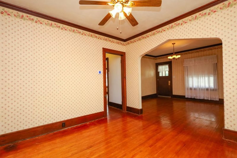 316 E Main St, Hayfield, MN 55940