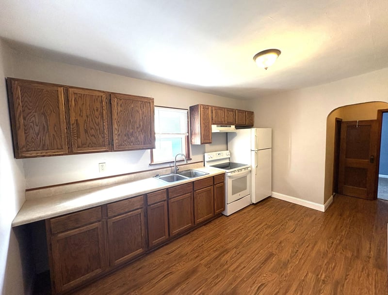 104 3rd St SW, Rothsay, MN 56579