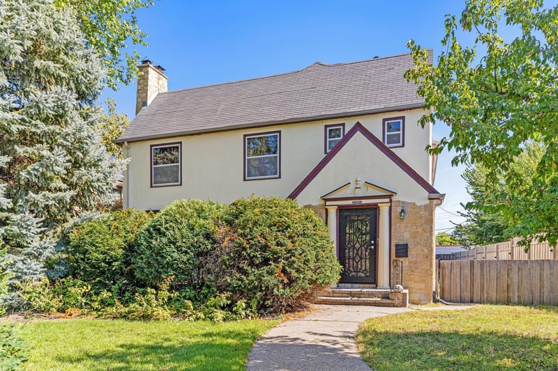 2925 Sunset Blvd, Minneapolis, MN 55416