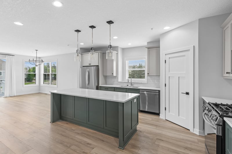 2611 Cascade Ln, Long Lake, MN 55356