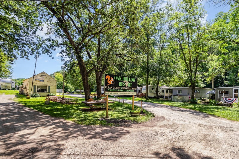 925 Paquin St E, Waterville, MN 56096
