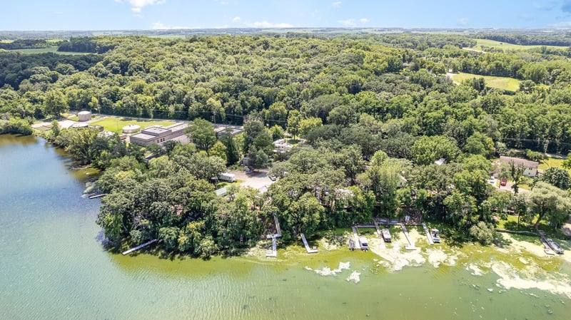 925 Paquin St E, Waterville, MN 56096