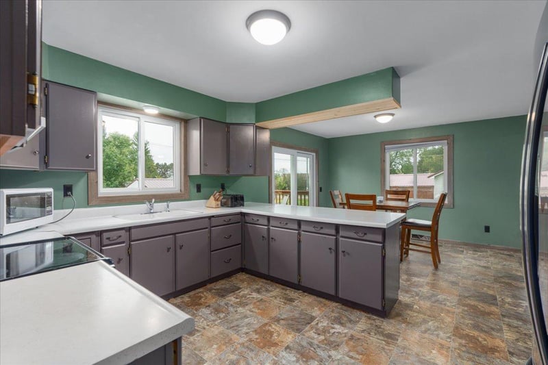305 Prentice St S, Clayton, WI 54004