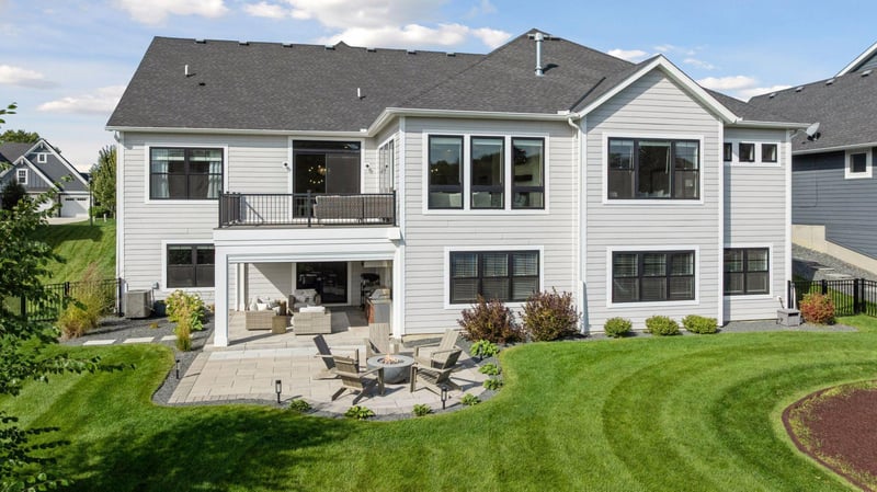 5865 Club Valley Rd, Excelsior, MN 55331
