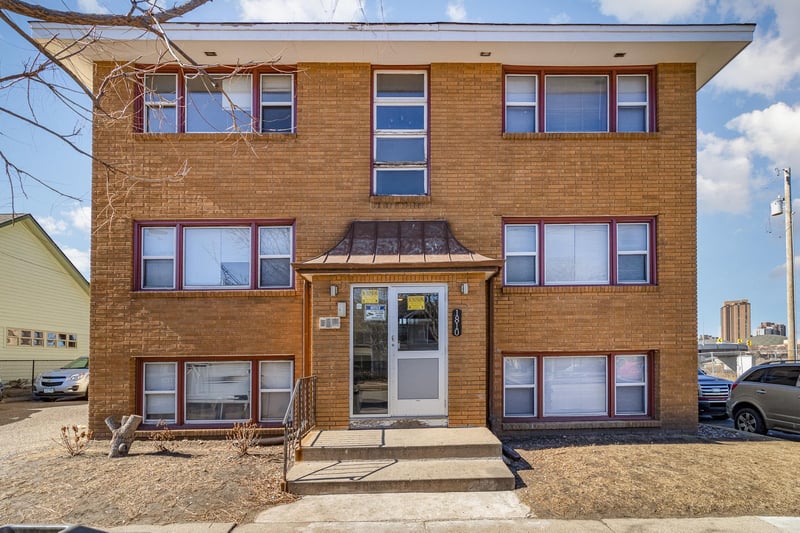 1810 Portland Ave, Minneapolis, MN 55404
