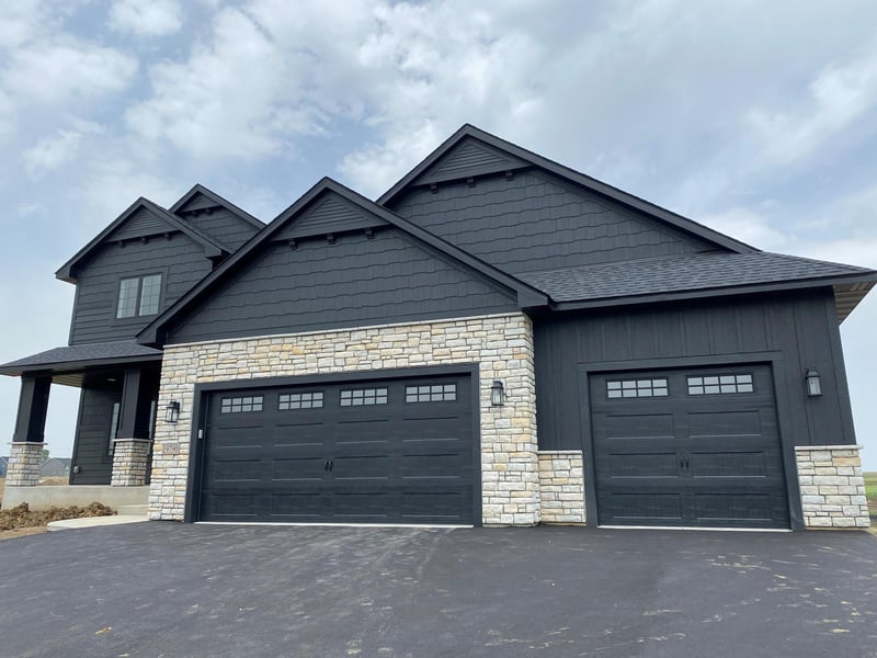 4928 Parkside Cir, Eagan, MN 55123