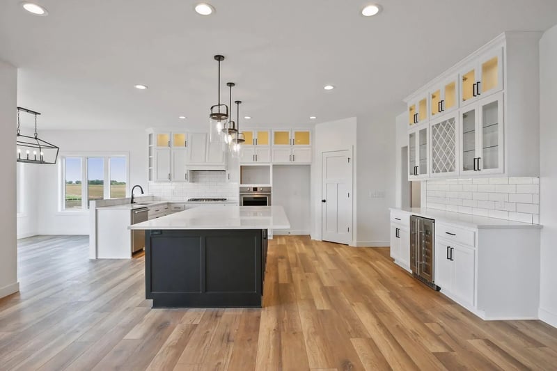 4928 Parkside Cir, Eagan, MN 55123