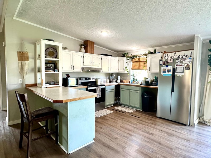 30997 340th Ave, Roseau, MN 56751