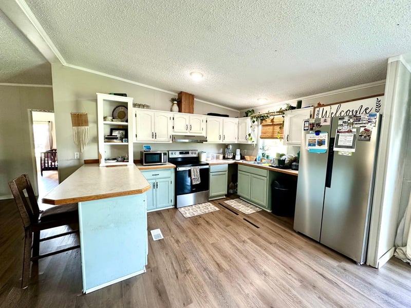 30997 340th Ave, Roseau, MN 56751