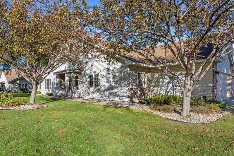 2991 Pitrina Way, Little Canada, MN 55117