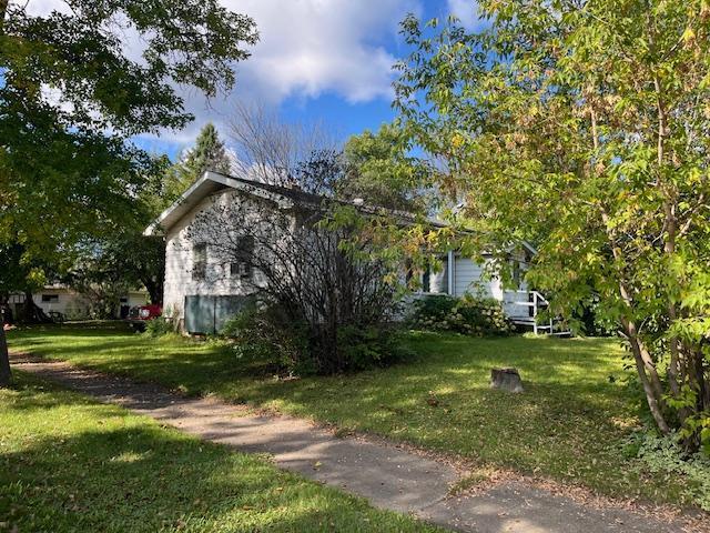 1909 Southern Dr, Virginia, MN 55792