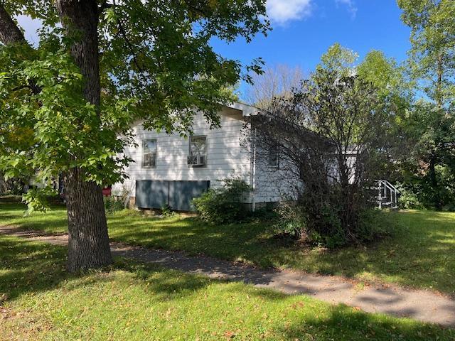 1909 Southern Dr, Virginia, MN 55792