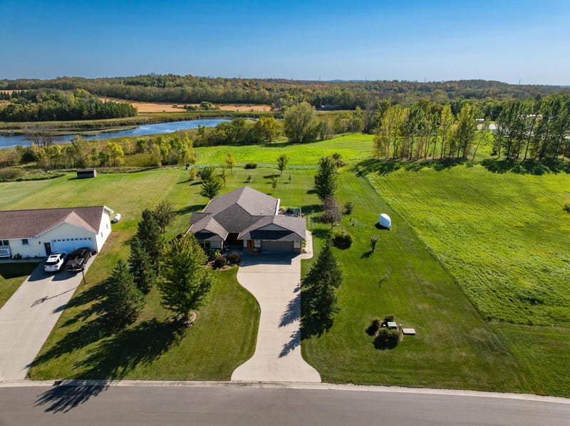 410 5th St E, Brandon, MN 56315