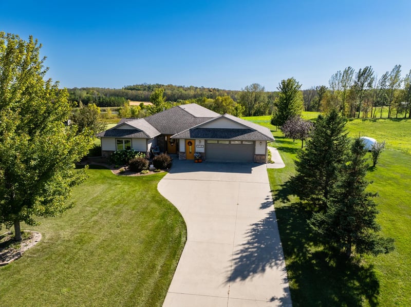 410 5th St E, Brandon, MN 56315