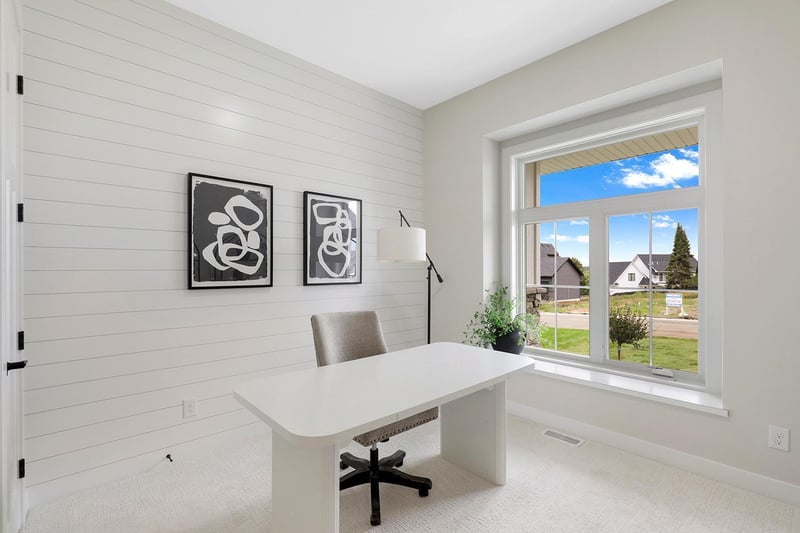 4938 Parkside Cir, Eagan, MN 55123