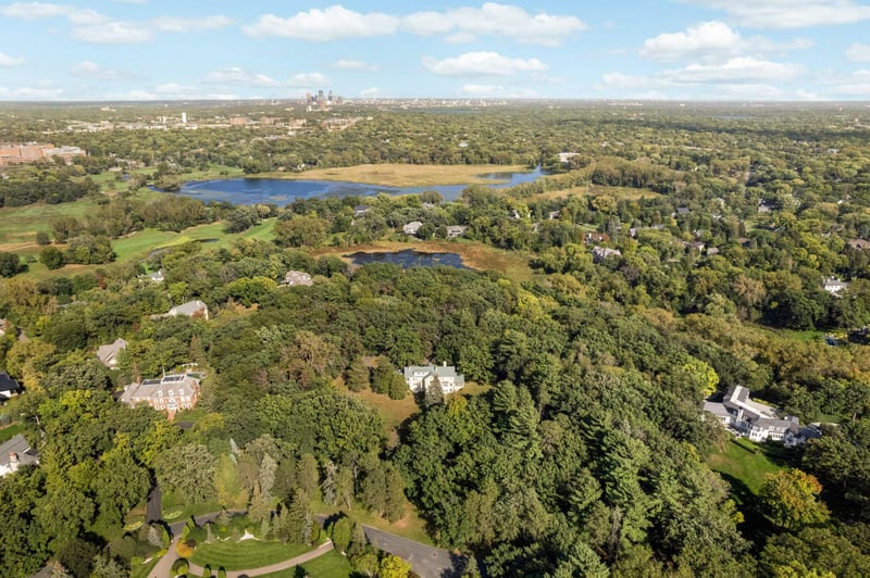 8X Merilane, Edina, MN 55436