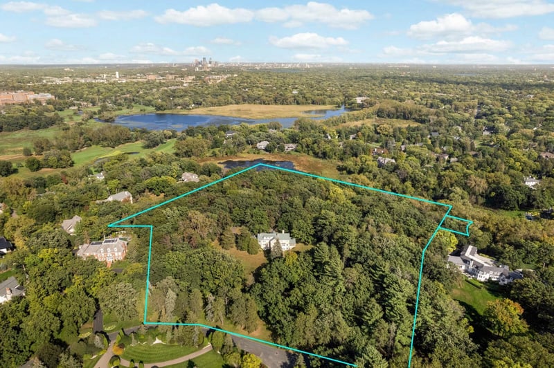 8X Merilane, Edina, MN 55436