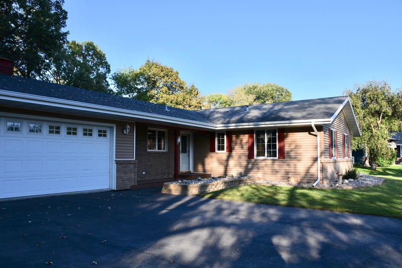 1124 River Dr NE, Red Lake Falls, MN 56750