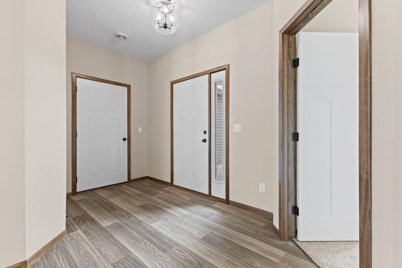 2557 County Rd I, Mounds View, MN 55112