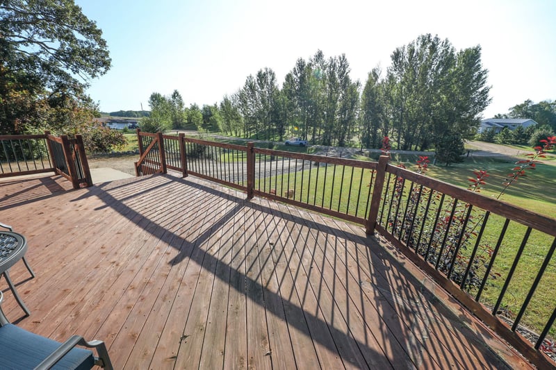 55774 Parkway Dr, Parkers Prairie, MN 56361