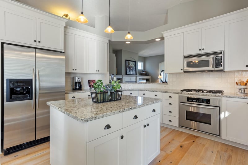 3846 Linden Dr E, Hamel, MN 55340