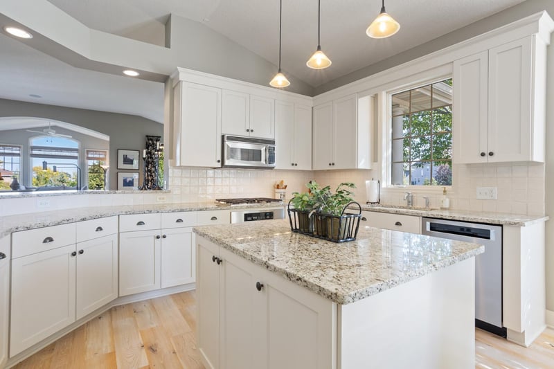 3846 Linden Dr E, Hamel, MN 55340