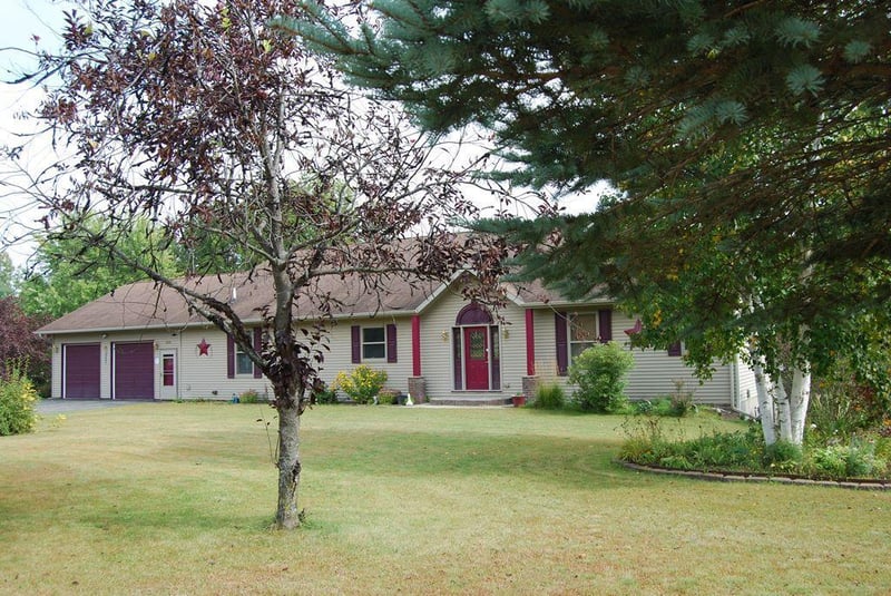 3065 River Rd, Grand Rapids, MN 55744