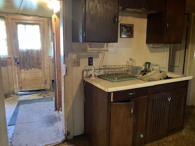 706 4th Ave SE, Waseca, MN 56093