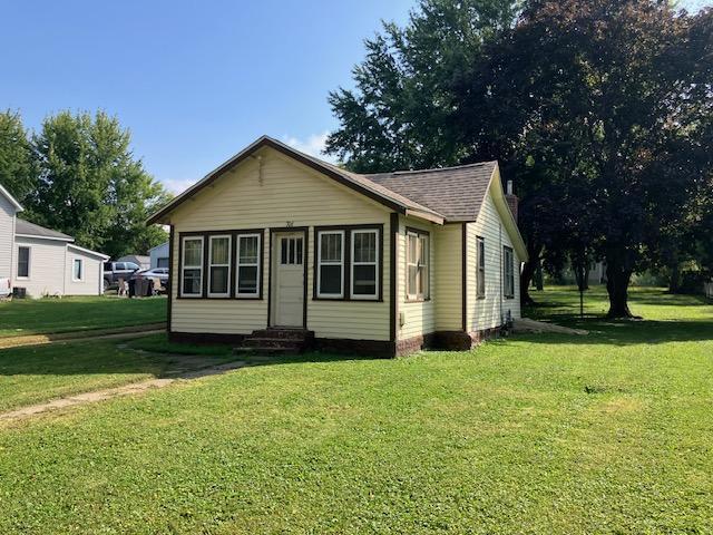 706 4th Ave SE, Waseca, MN 56093