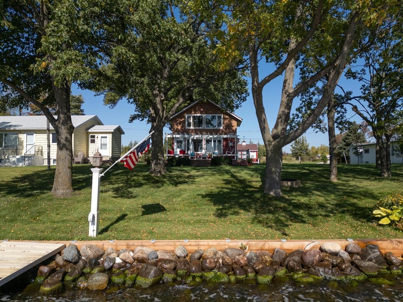 25855 Silver Beach Rd, Glenwood, MN 56334