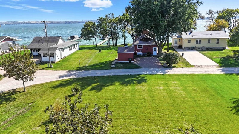 25855 Silver Beach Rd, Glenwood, MN 56334