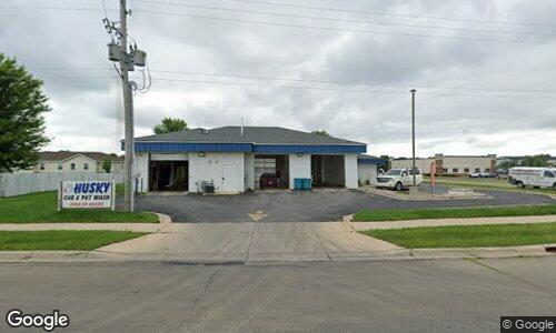 195 Landmark Dr NE, Owatonna, MN 55060
