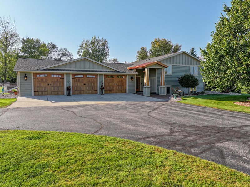 22449 Sunrise Dr, Glenwood, MN 56334