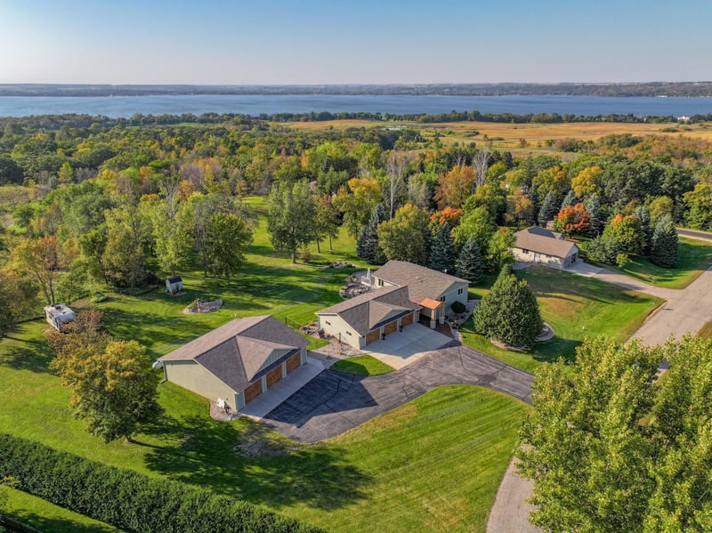 22449 Sunrise Dr, Glenwood, MN 56334
