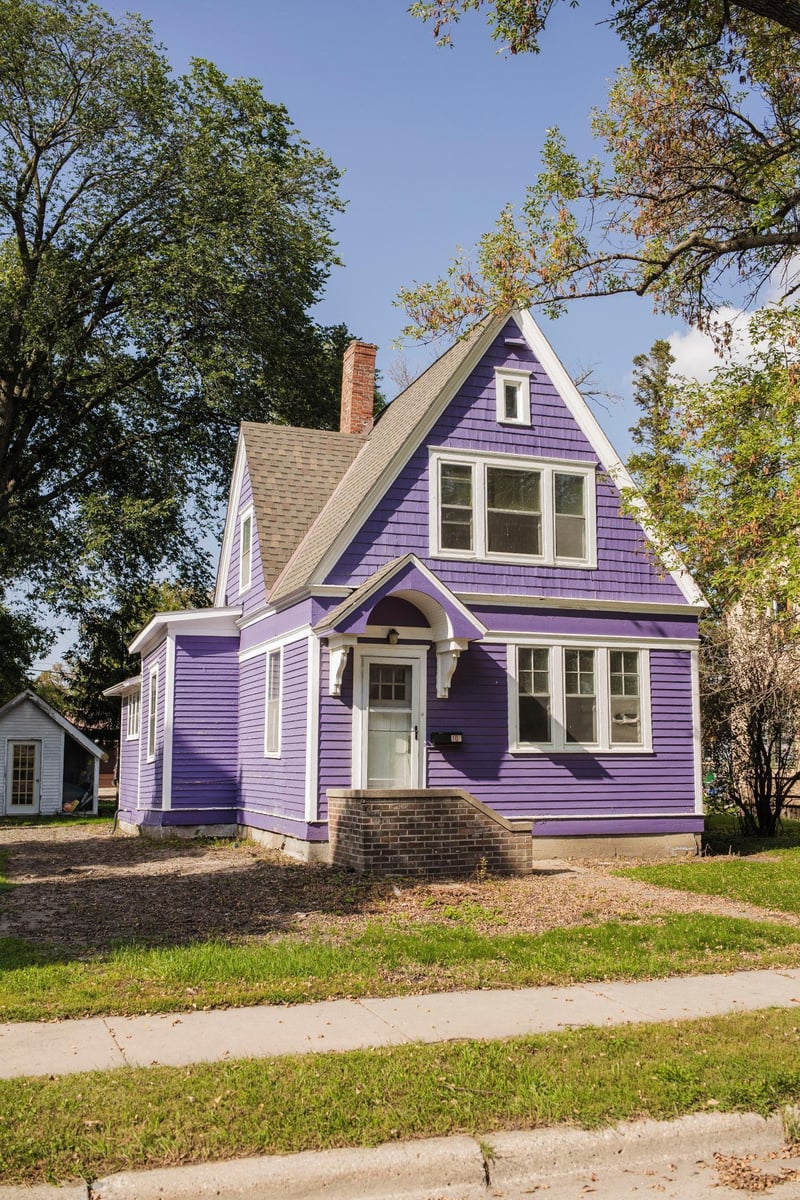 108 W 5th St, Morris, MN 56267
