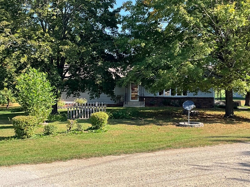 20128 554th St, West Concord, MN 55985
