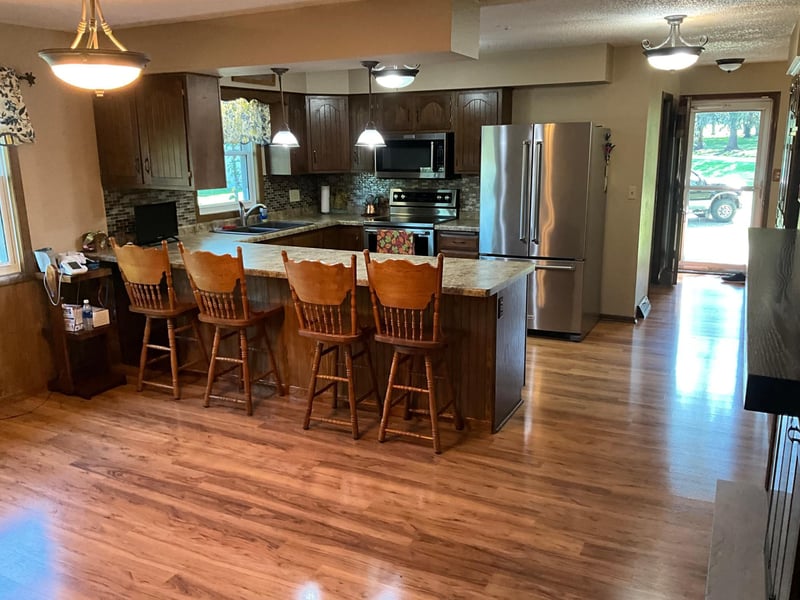 20128 554th St, West Concord, MN 55985