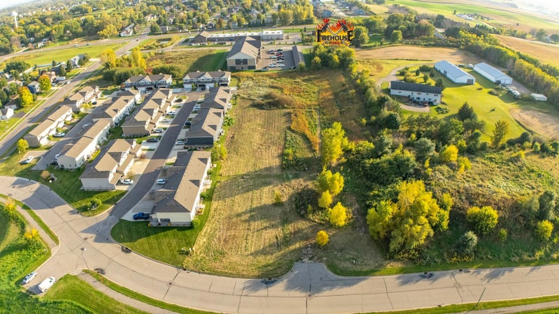 1X James Pw, Elko New Market, MN 55020