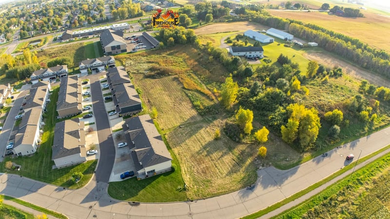 1X James Pw, Elko New Market, MN 55020