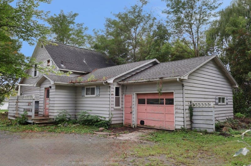 119 E 1st Ave, Luck, WI 54853