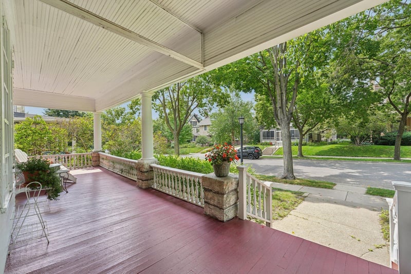 1805 Fremont Ave S, Minneapolis, MN 55403