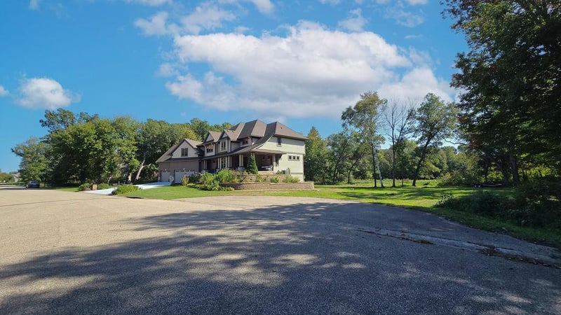716 169th Ln NE, Andover, MN 55304
