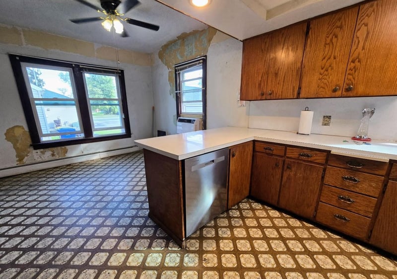109 5th Ave SE, Pipestone, MN 56164