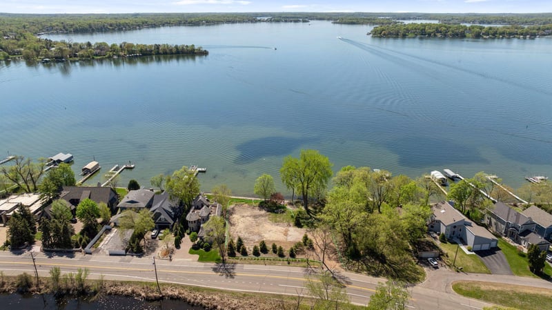 4330 Manitou Rd, Excelsior, MN 55331
