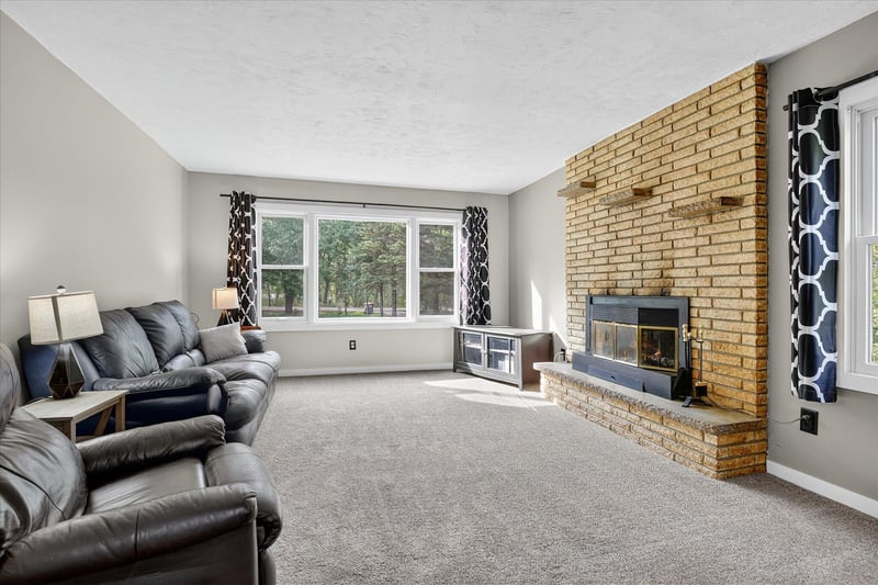 20333 Basalt St NW, Nowthen, MN 55303