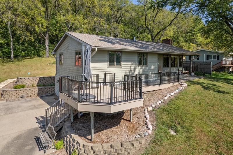 W216 Thomas Rd, Fountain City, WI 54629
