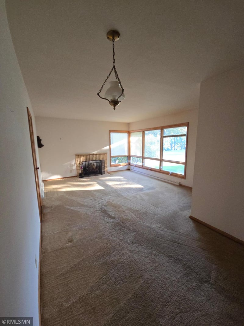 641 Pleasant St, Dassel, MN 55325