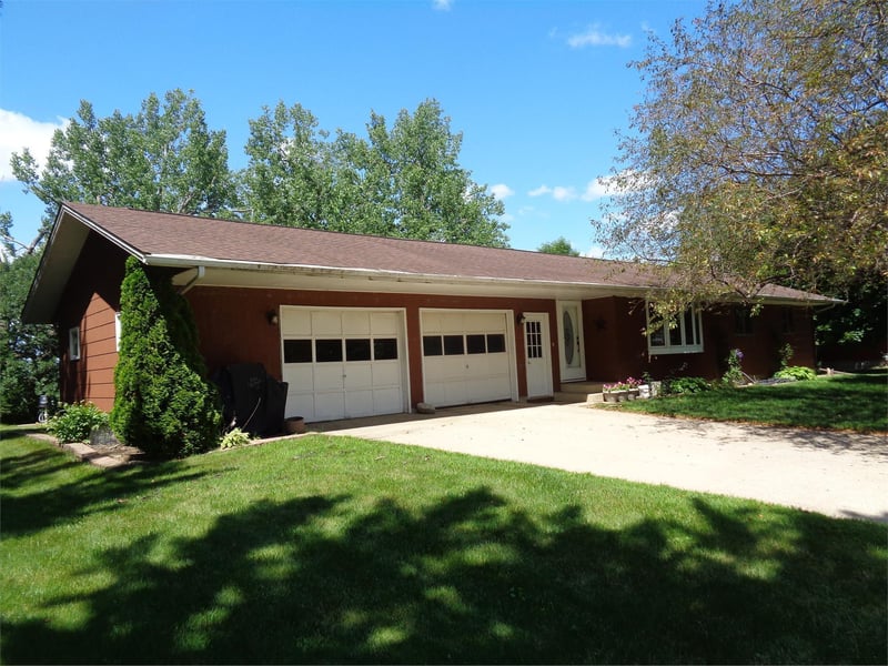 6 Lakeview Dr, Fulda, MN 56131